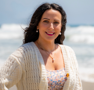 woman on beach, Blair Nicole is the founder and editor-in-chief of California travel insider