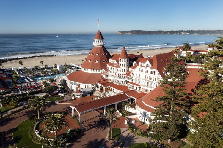 hotel del Coronado in San Diego California, photo of other hotel and beach